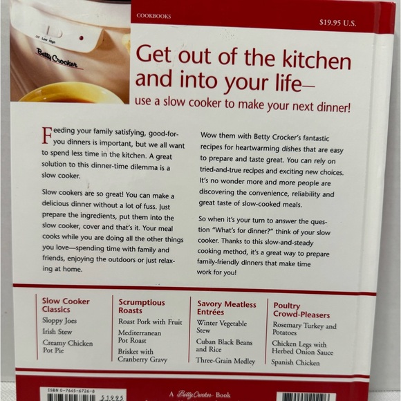Betty Crocker's Easy Slow Cooker Dinners Recipe Book - Picture 2 of 8